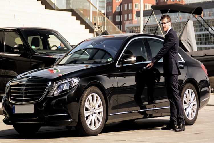 executive car service near me, executive chauffeur in new york city