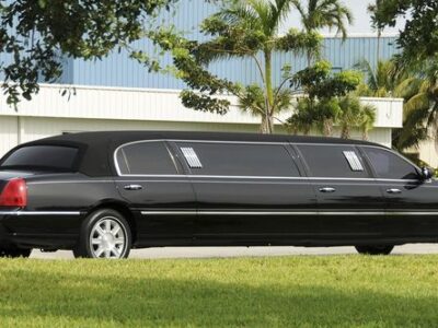 chauffeured luxury cars New York, well-chauffeured, limousine service nyc